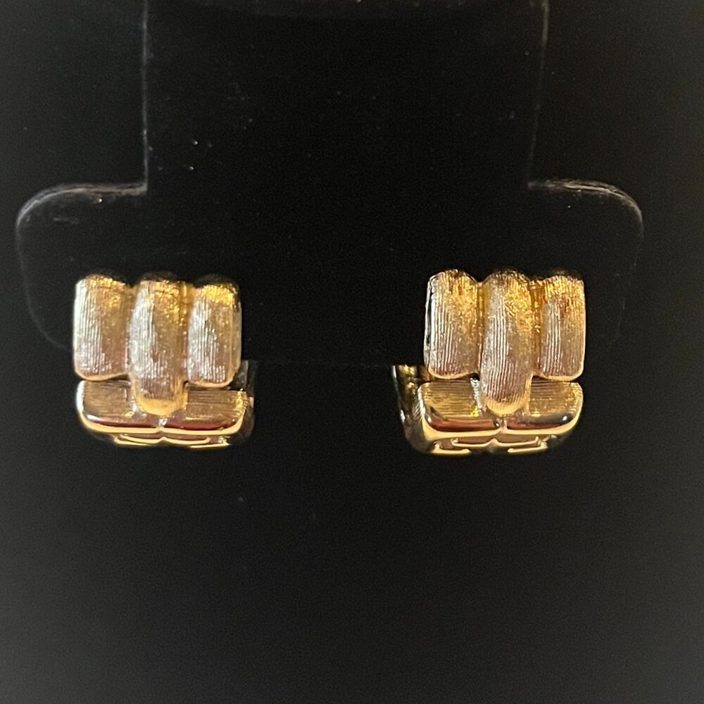 Givenchy Gold-Tone Vintage Logo Earrings + COA - Picture 10 of 12